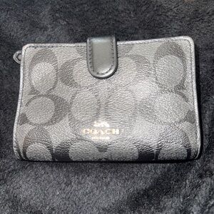 Coach Medium Corner Zip Signature PVC Black & Smoke Wallet F23553